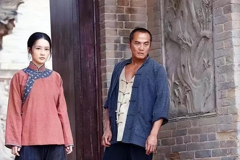 回顾姬他:演艺圈"关系户",被表哥用11部戏带红,现又被央视赏识