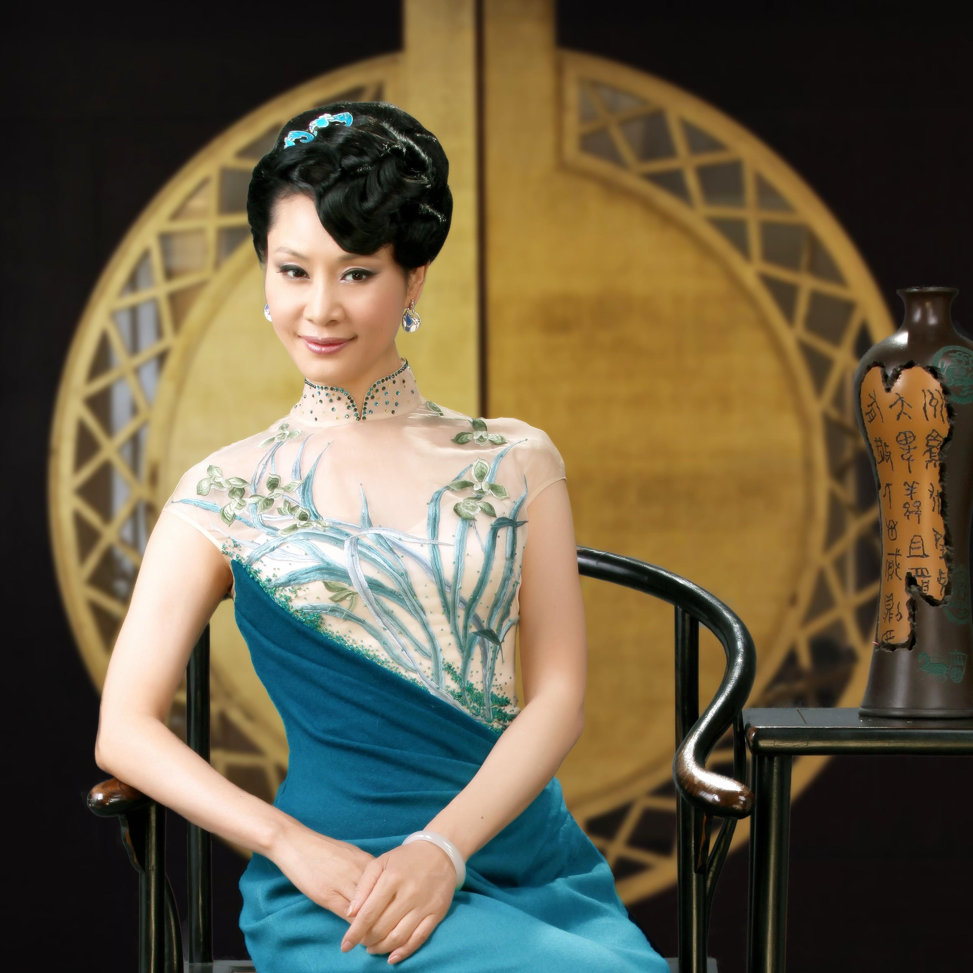 于文华得以施展她的音乐天赋,将自己的艺术情感融入每一次的演出中