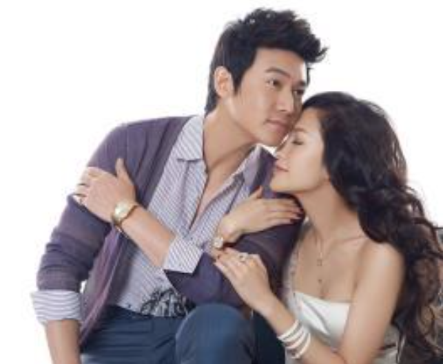 有人说,当时陆毅已经和鲍蕾在谈恋爱了,但是田海蓉的出现让他再次心动