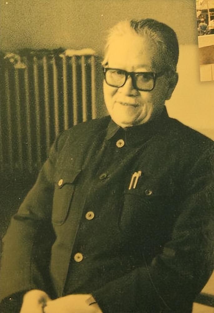 回顾兰州火车站的兰字写错70多年为什么现在不改过来