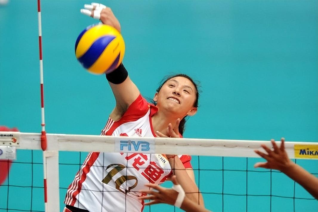 回顾排球女神木村纱织18岁进入国家队颜值与实力并存