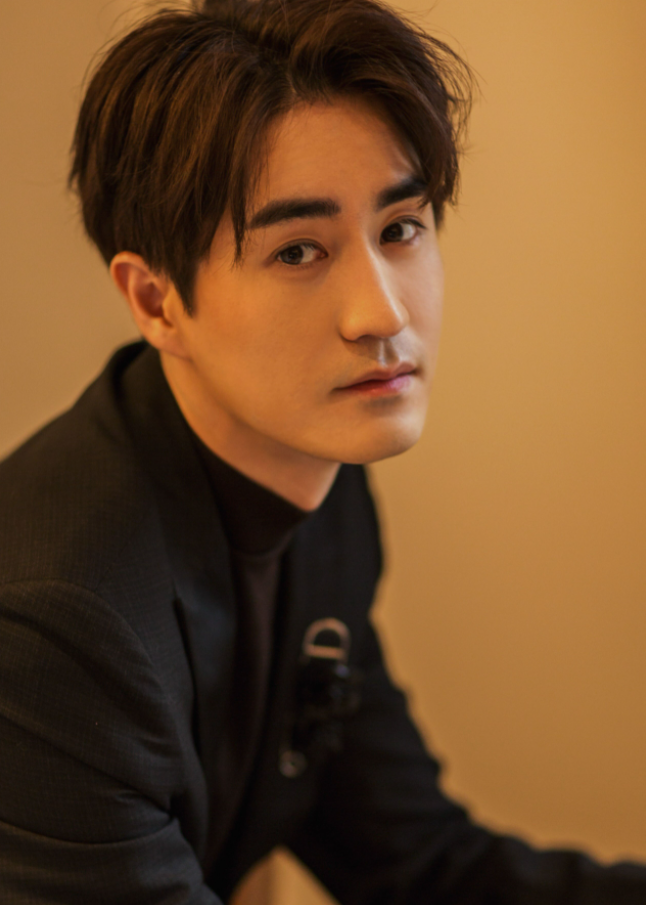 回顾杨玏从小童星到实力派演员成为父亲骄傲现事业爱情双丰收