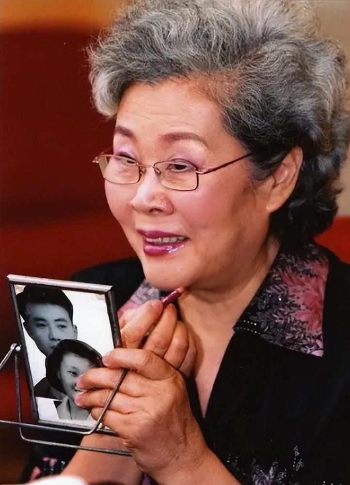 回顾于淑珍:与丈夫恩爱一生,晚年不顾儿女反对和老伴住养老院