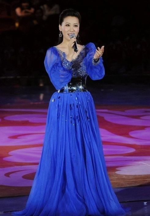 回顾谭晶我这辈子正确的决定就是为科学家丈夫生一对双胞胎