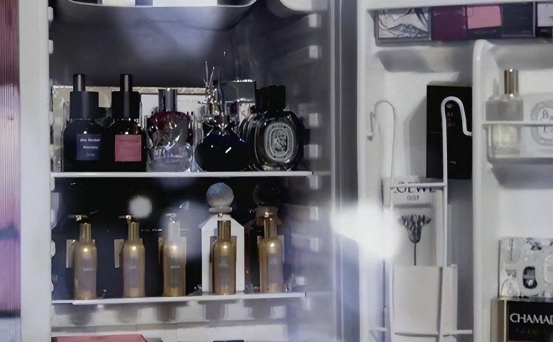 冰箱里面简直就是香水的货柜.