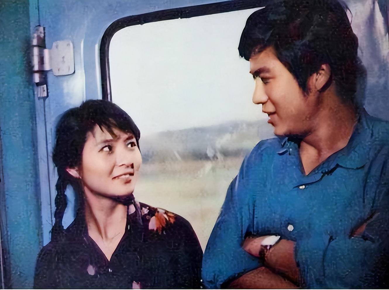 回顾张潮二婚娶小20岁美娇娘62岁又做父亲对大女儿心怀愧疚