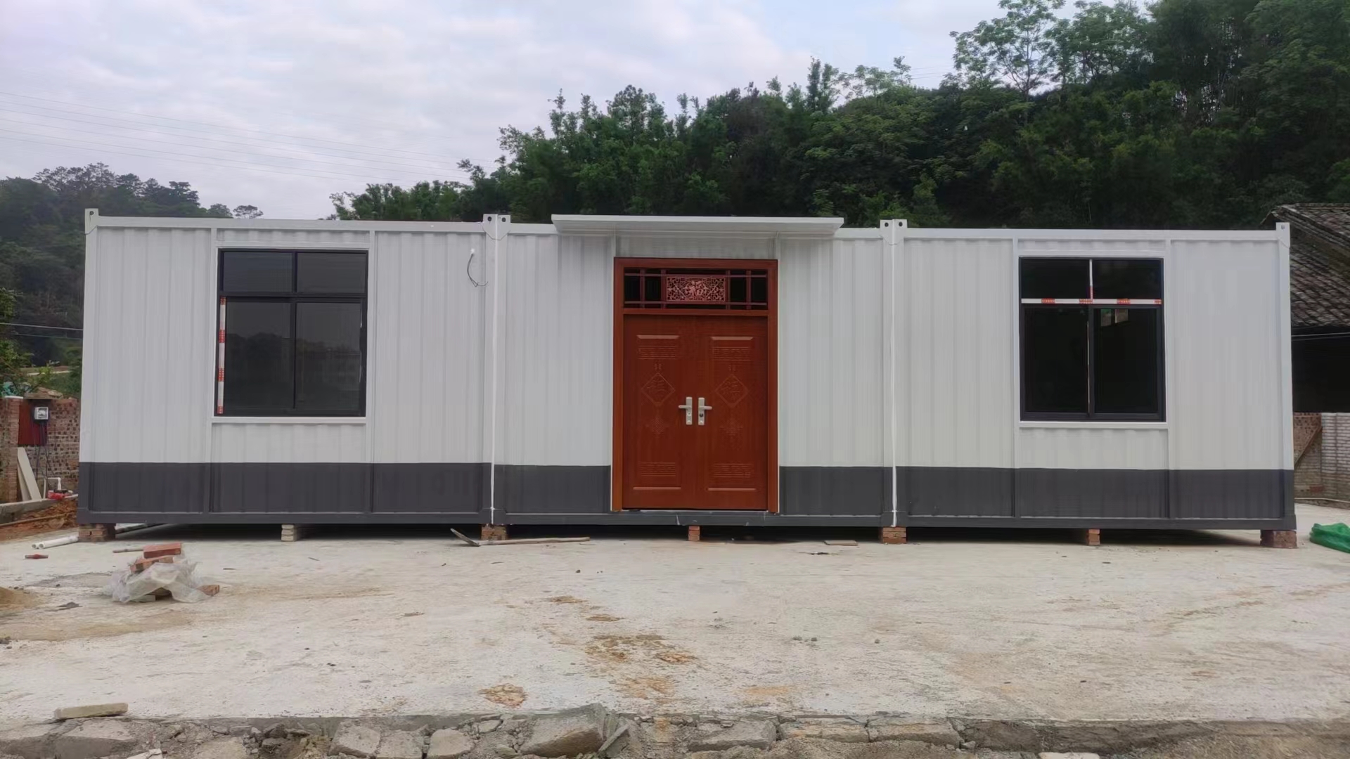 信宜住人集装箱网红集装箱案例