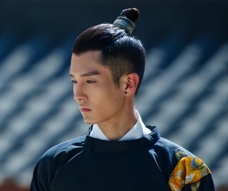 一,"毫无实力"盛一伦