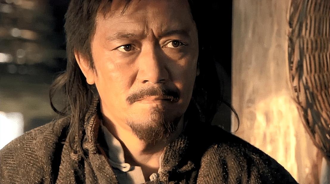 再看《闯关东》,大黑丫头三次"献身"朱开山,其实他早已动心!