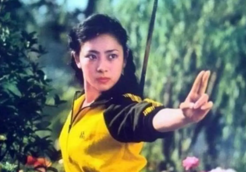 回顾李思:父亲是李连杰,母亲是黄秋燕,我却是个留守儿童