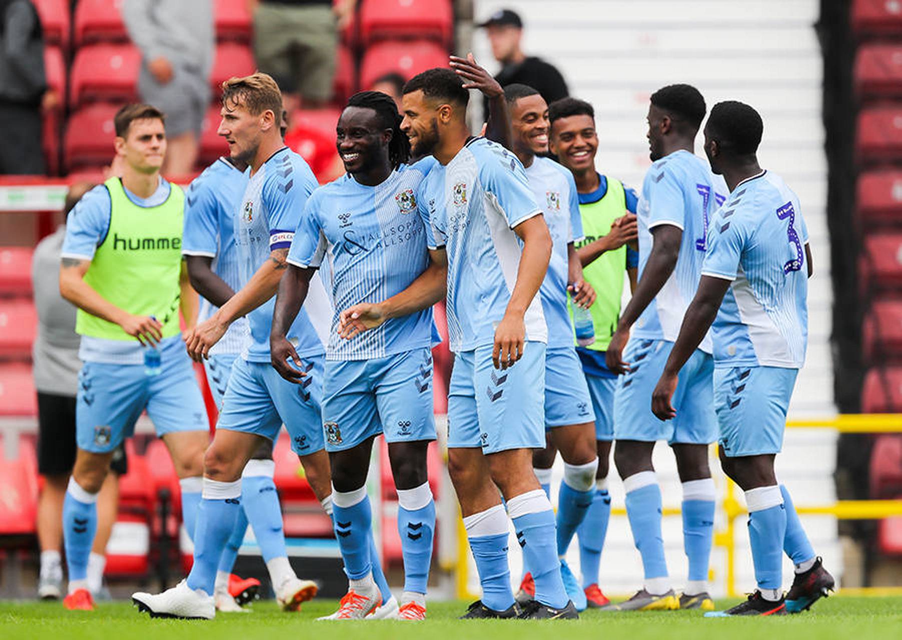 英冠米尔沃尔vs西布朗:米尔沃尔近期状态良好,主场两连胜,交手记录中