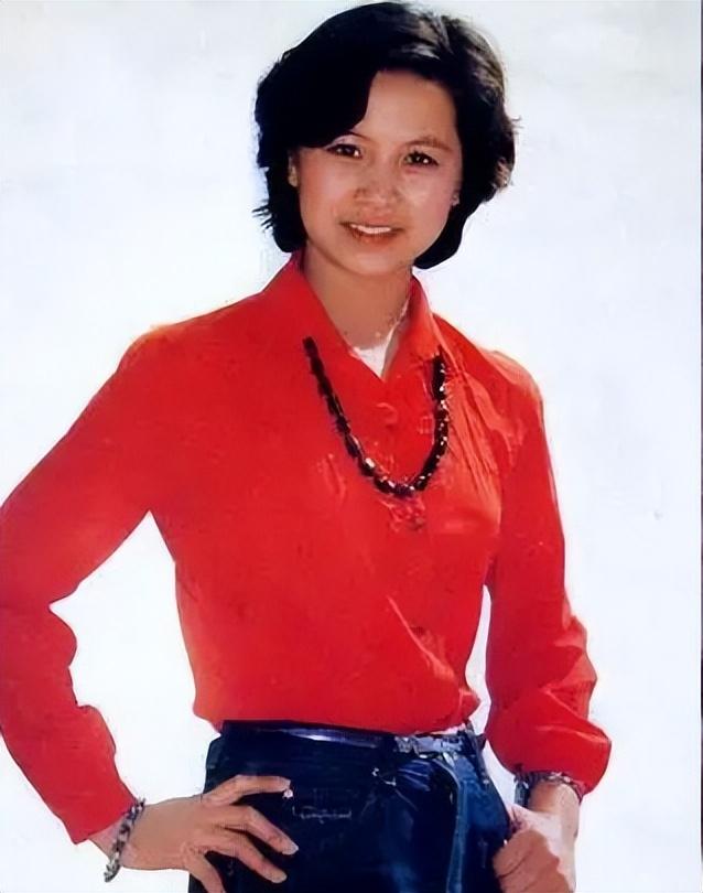 回顾演员赵越:嫁二婚佟凡恩爱25年,57岁无儿无女亦无悔