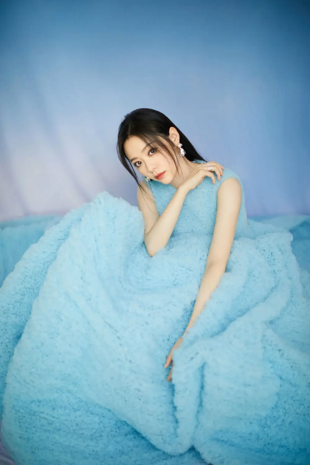 回顾张靓颖与冯轲相爱15年被骗6亿身家离婚5年后两人天差地别