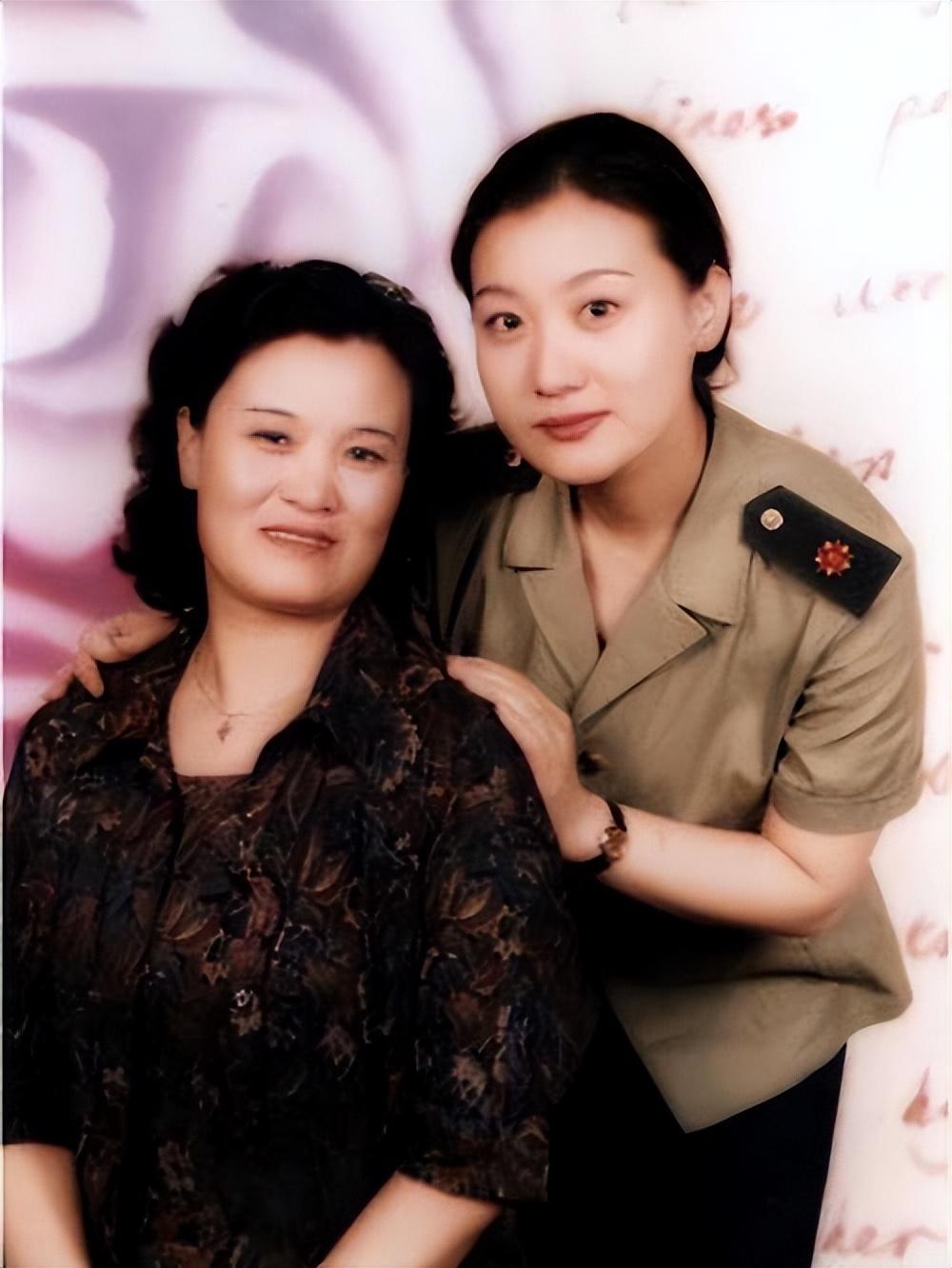 回顾谭晶我这辈子正确的决定就是为科学家丈夫生一对双胞胎