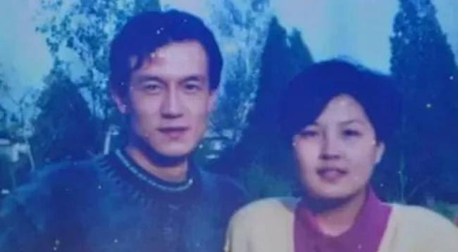 回顾哈文李咏病逝后不改嫁定期给公婆生活费让公婆晚年不流泪