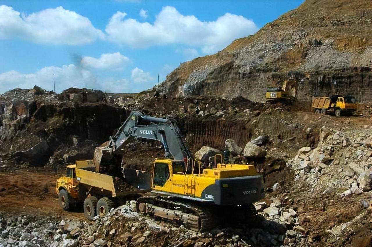 回顾:储量超44亿吨,"最大"铁矿项目即将启动,为何要中国同意才行