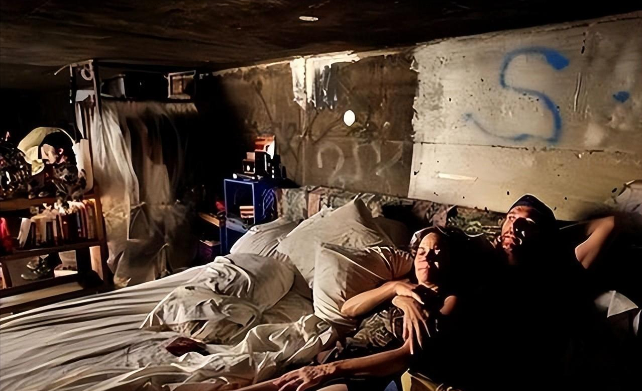 失业后杰克花光了所有的