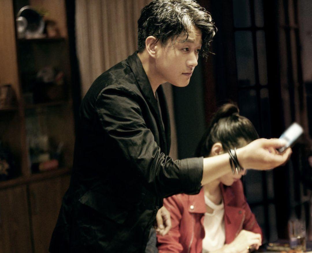 回顾孝子佟大为我照顾植物人父亲21年母亲孤单35年拒绝改嫁