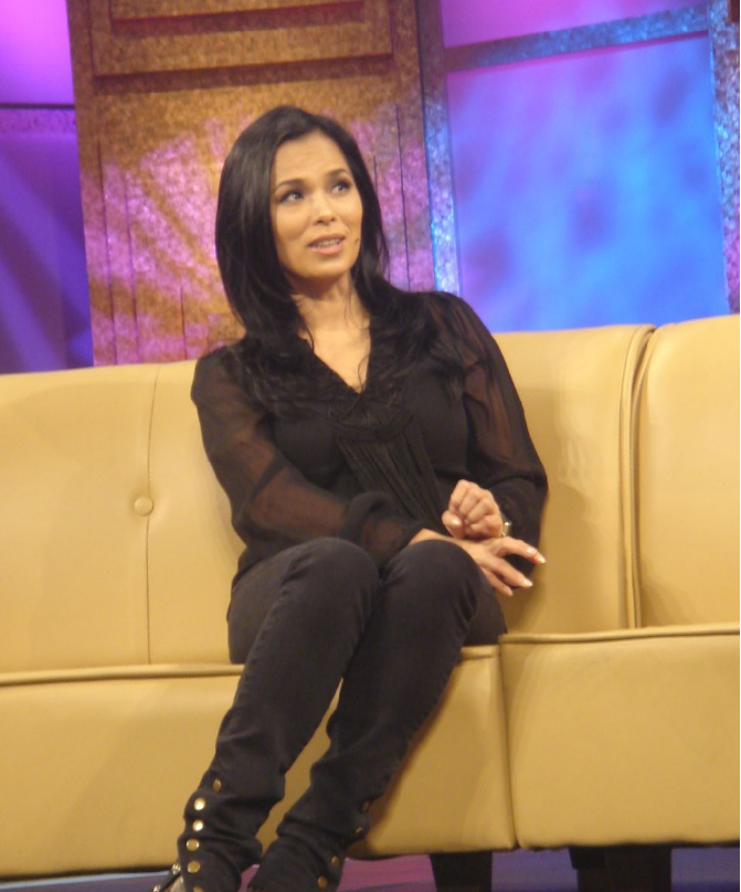 回顾韦唯失婚背后有泪做单亲妈妈17年3个儿子是她的骄傲