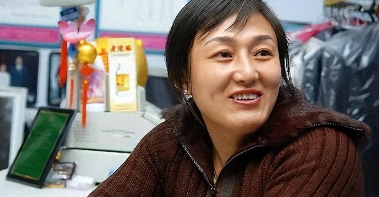 回顾邹春兰曾获9枚金牌的她退休后却开了个干洗店如今怎样