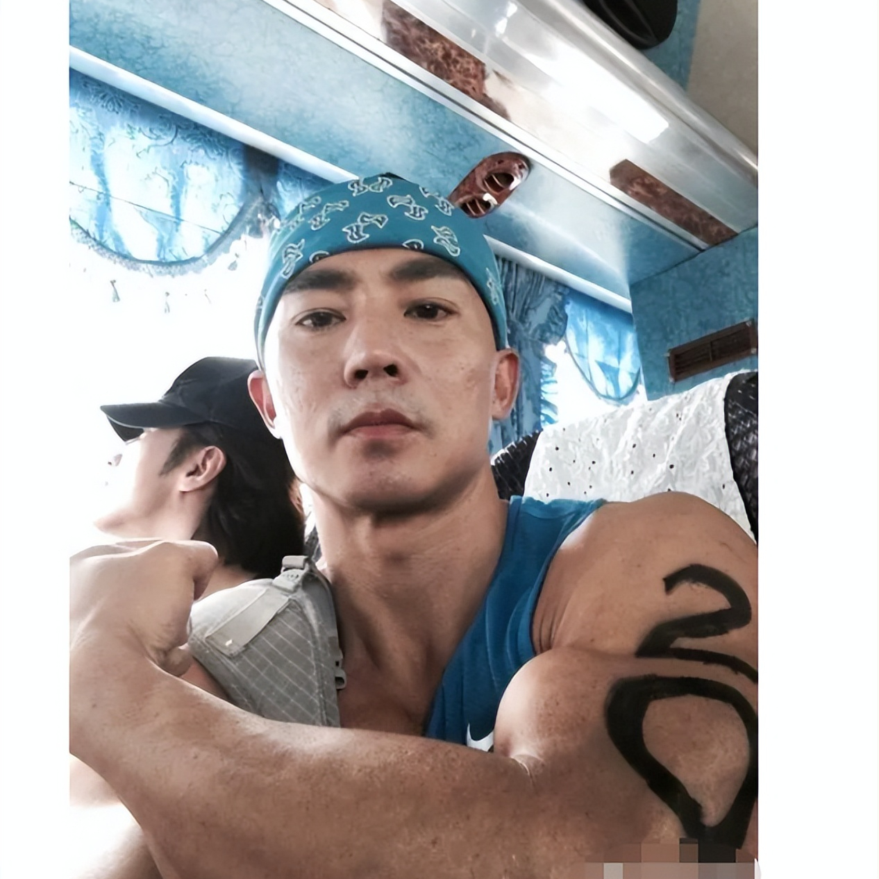 回顾刘畊宏曾一周吸粉上千万直播间400万人同时在线今如何