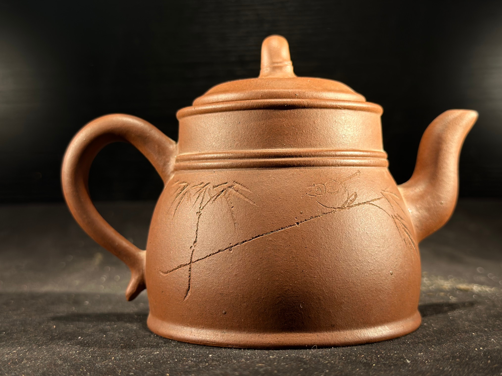 清乾隆范章恩款紫砂壶