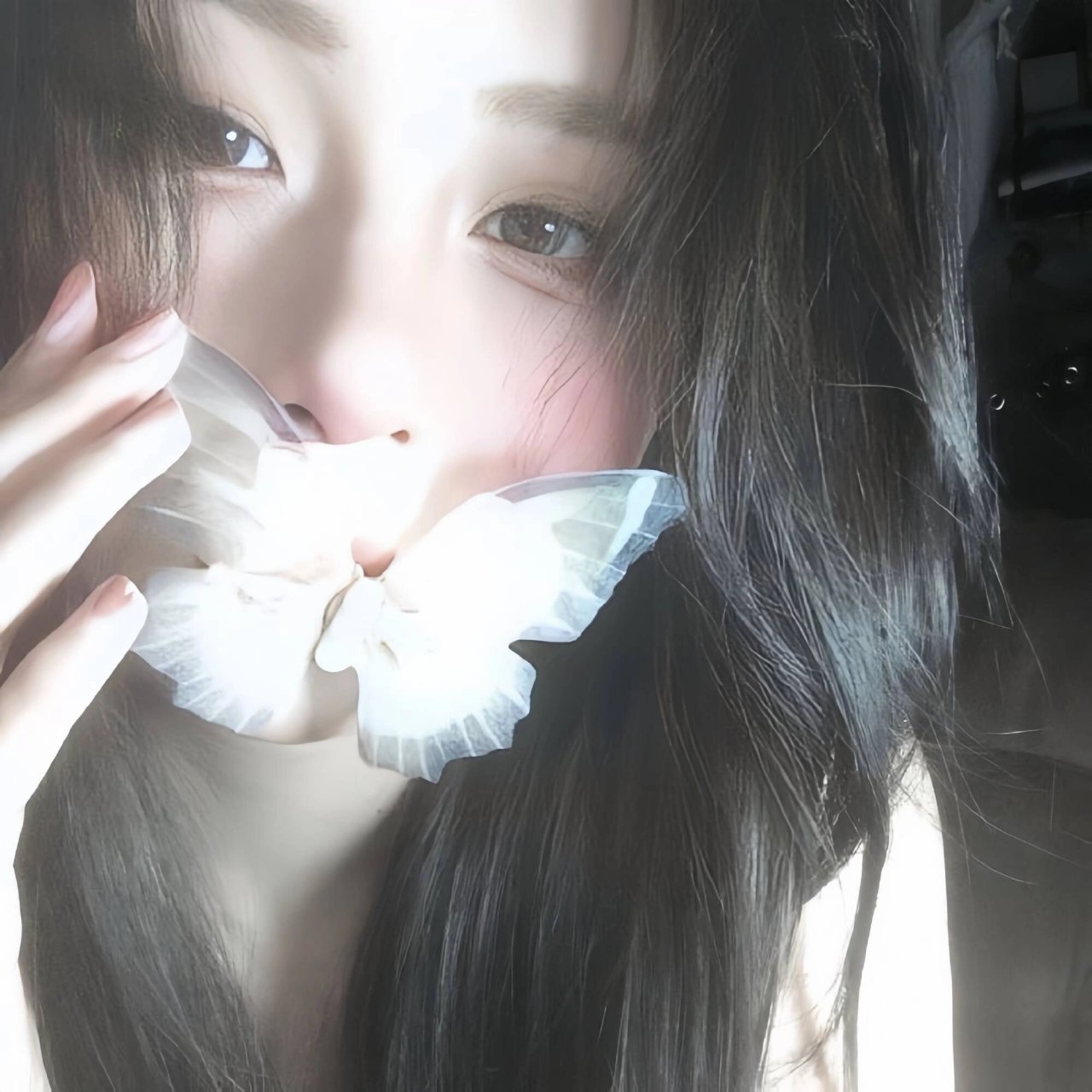 女头ins清冷破碎感  破碎感女生头像