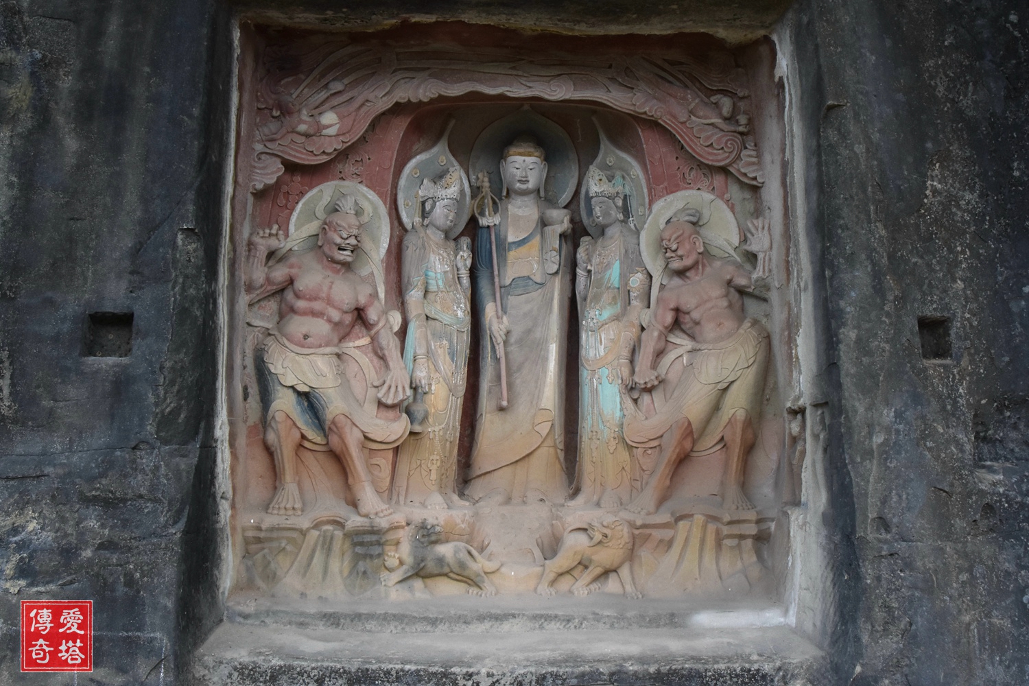 四川巴中水宁寺石窟造像