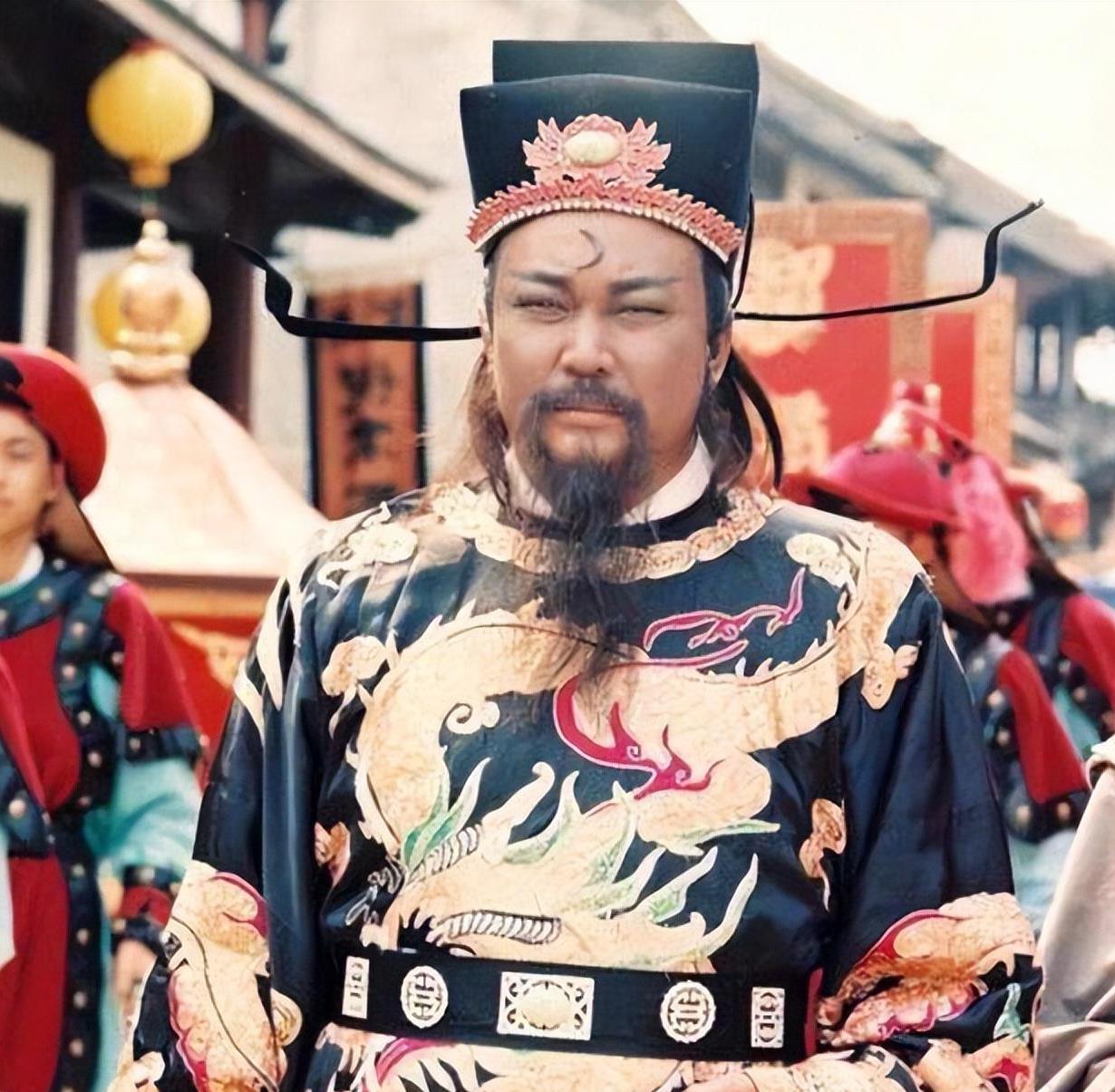 金超群:演超过800集包青天,66岁患脑瘤隐退,身高缩水体重骤降