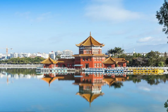 云南蒙自旅游攻略必去景点,揭秘云南小城的必游胜地与风情