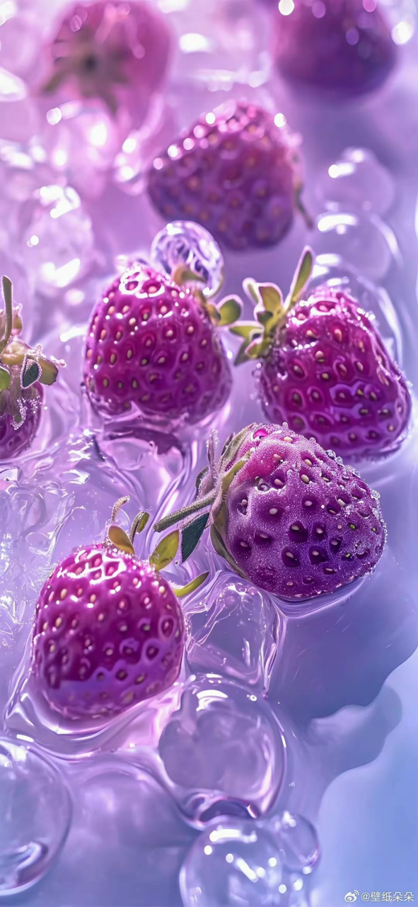 壁纸分享～紫色的草莓,这是发生了变异吧