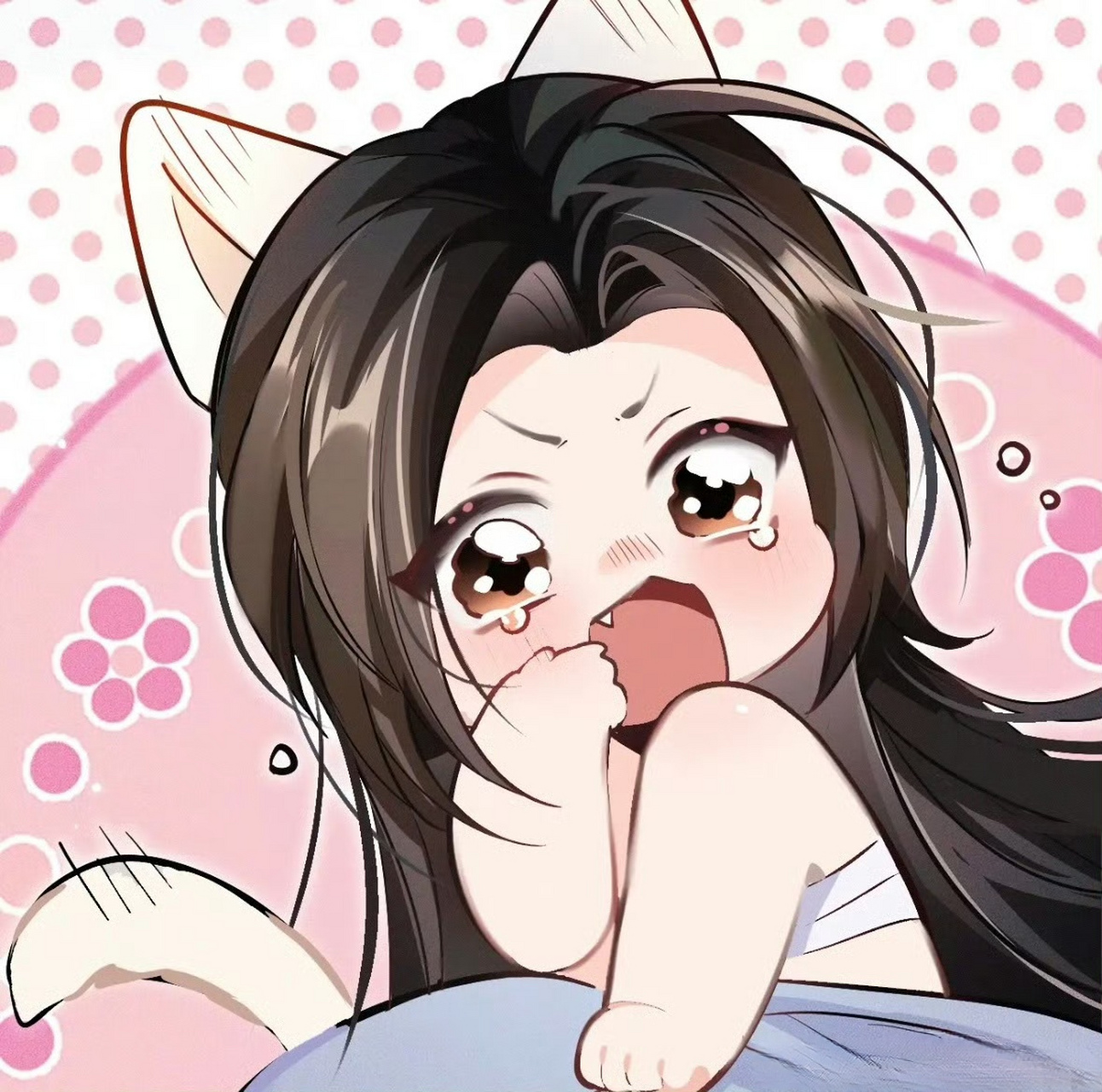 漫画# #二哈和他的白猫师尊# 二哈漫画出特典了,是墨燃和薛蒙同时找