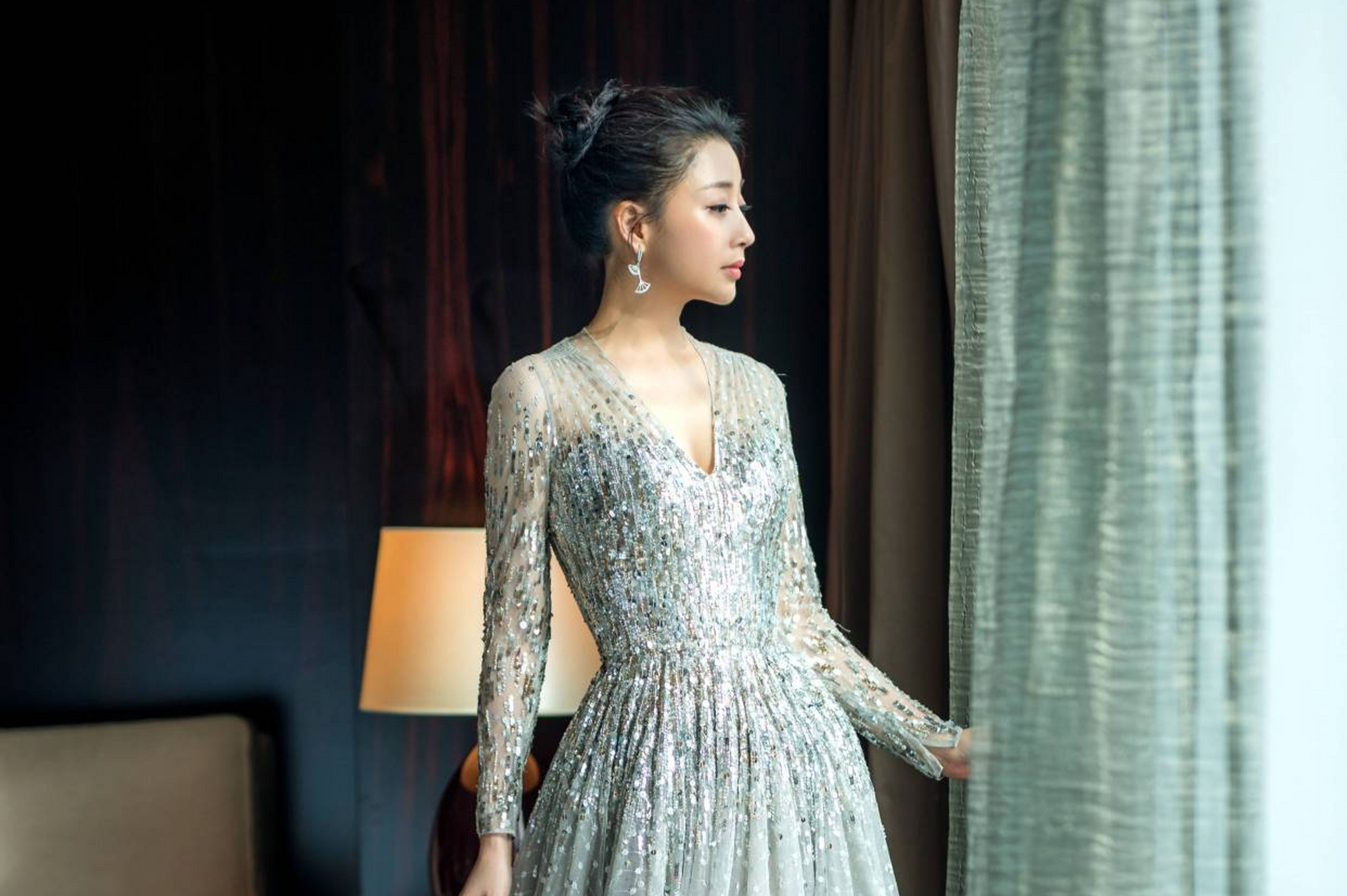 实力派女演员殷桃,凭借《搭错车》成名,金鹰奖加持!