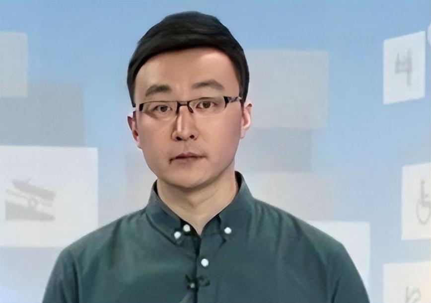 回顾苗凯风光背后有泪水弟弟为他辍学女友助他走上播音路