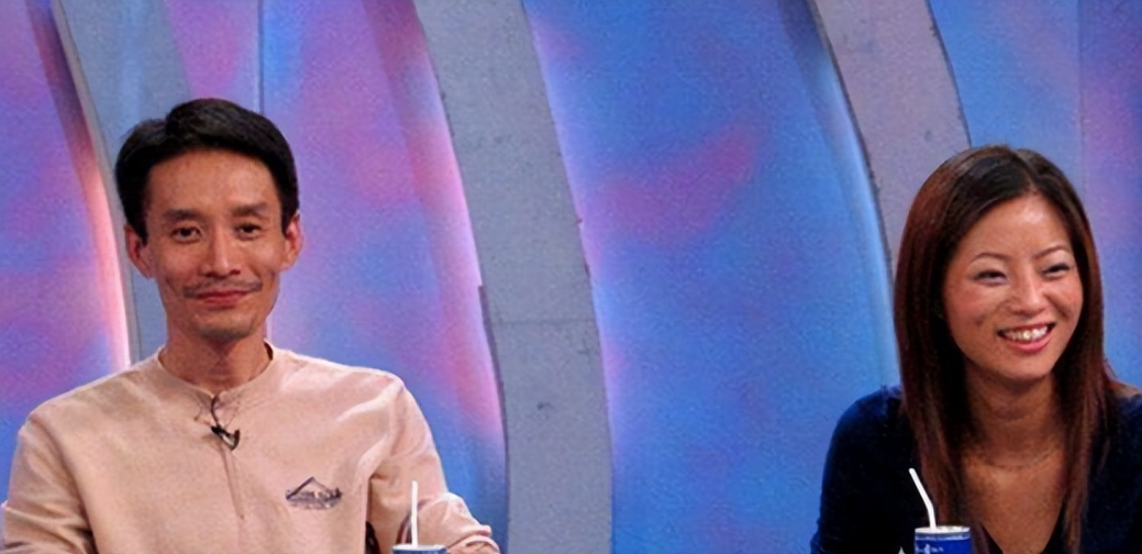 回顾演员田小洁二婚娶江珊对继女视如己出一家三口其乐融融