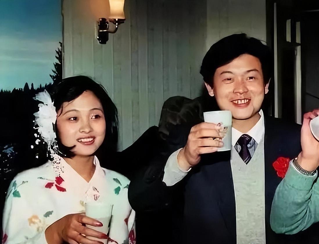 回顾演员张秋芳丈夫傅彪病逝18年后儿子引领她在悲痛中坚强