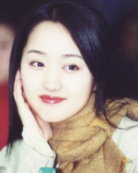 回顾原来53岁至今未婚的杨钰莹才是真正的人生赢家