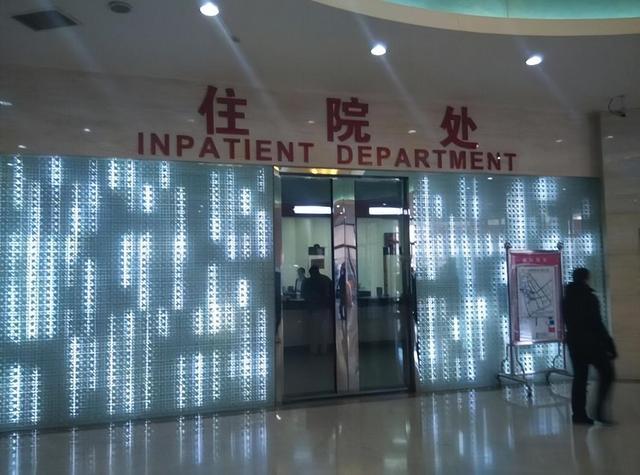 2014年厦门胎儿被车"撞出母体",家属放下仇恨,与肇事家庭因祸结缘