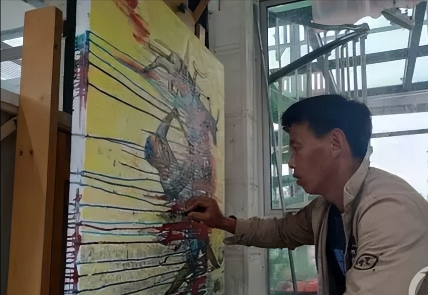 熊庆华的同学们该上大学的上大学,该打工的打工去了.