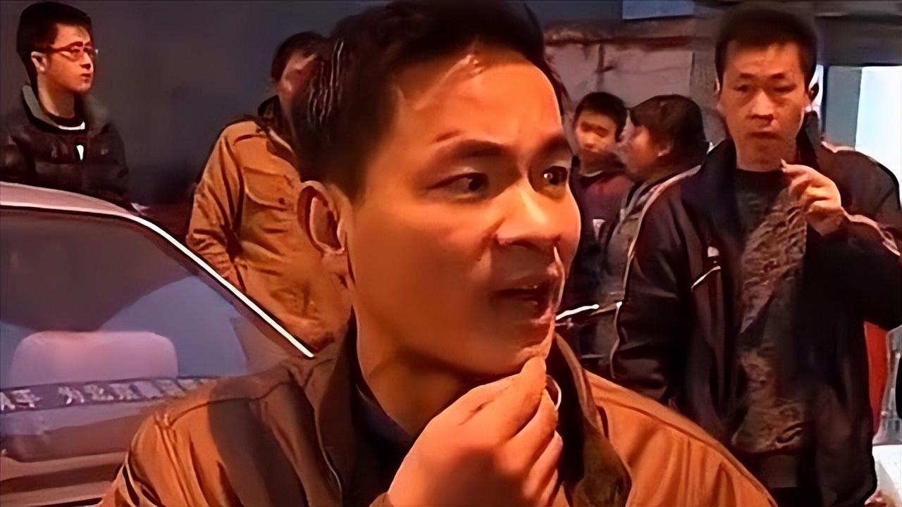 2011年男童突然失踪1年后出现在电视上找到时却摇头不认父亲