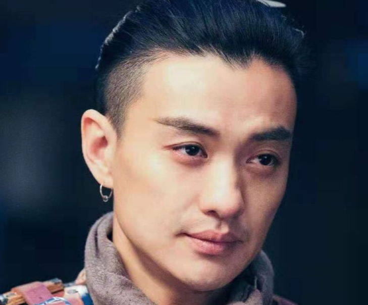 05"自视甚高"周一围