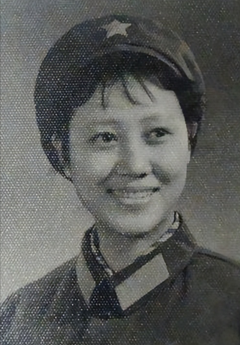 回顾一级演员王丽云与初恋丈夫分居10年明星女儿让她骄傲让她忧