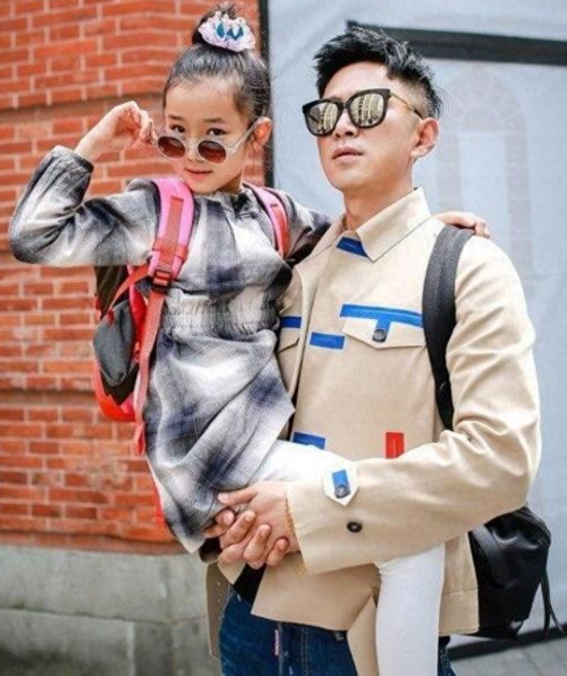 回顾高鑫琼瑶都捧不红16年不做饭不洗碗娶平凡妻子幸福一生