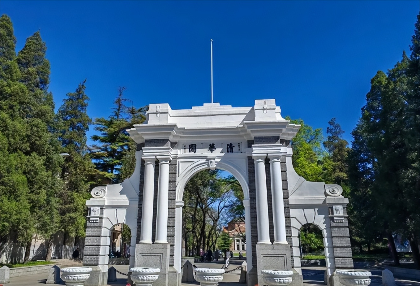 各专业的"黄埔军校",考上就是"赚到",2024届学生可参考