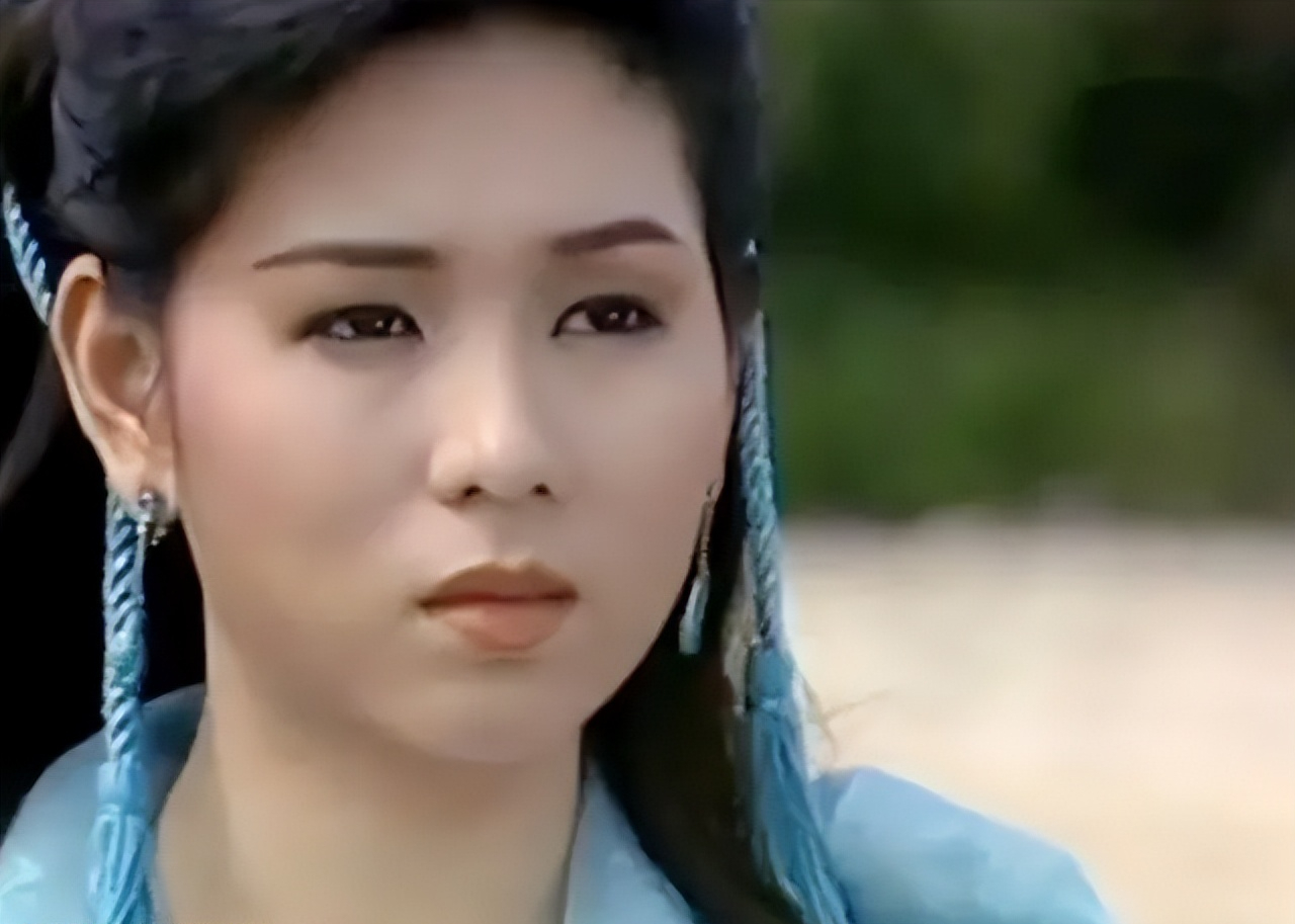 红颜薄命罗慧娟:坚韧求婚遭拒,命运落泪「30字」