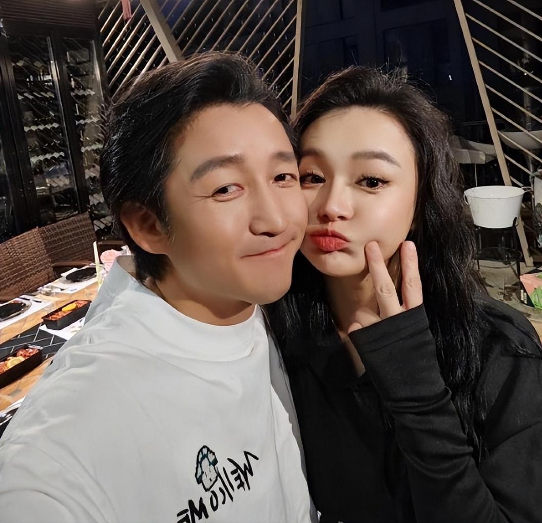 炸裂冉莹颖自曝大瓜和老公邹市明已分房3年网友评论炸锅了