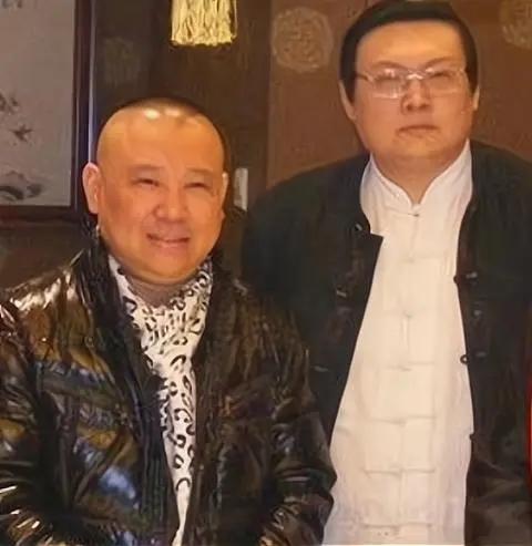 回顾梁宏达当年他在退圈之前都经历了什么