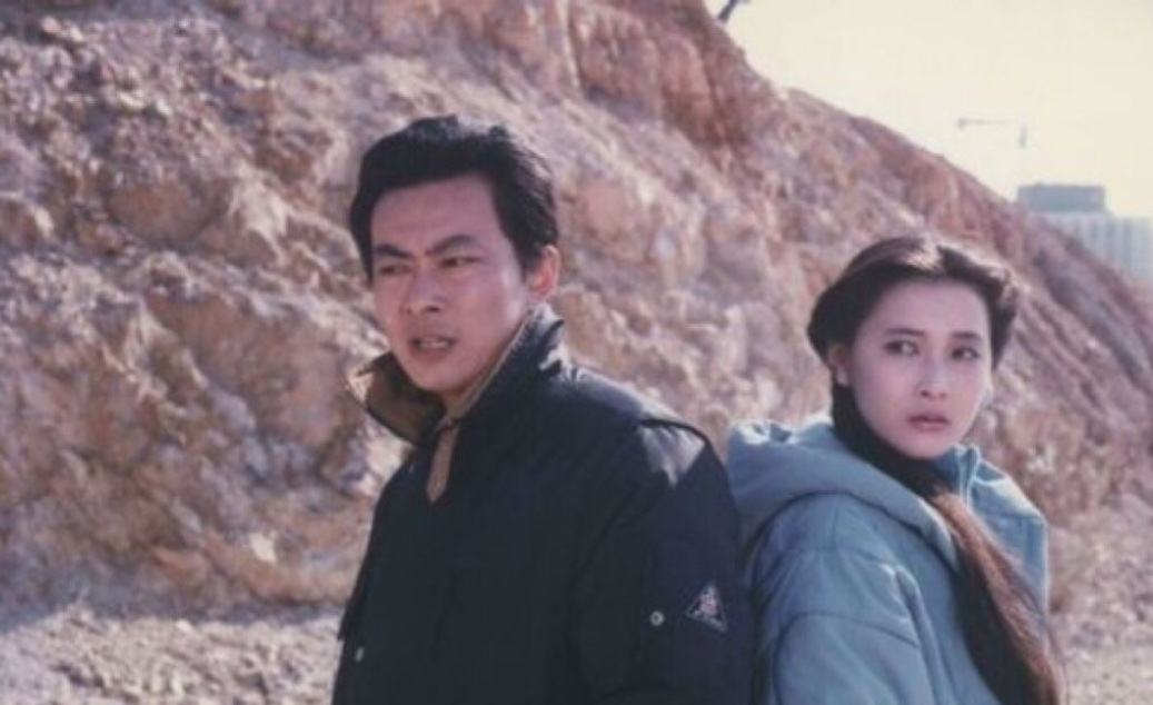 回顾王诗槐离婚后独自照顾重病儿子二婚娶初恋儿女双全很幸福