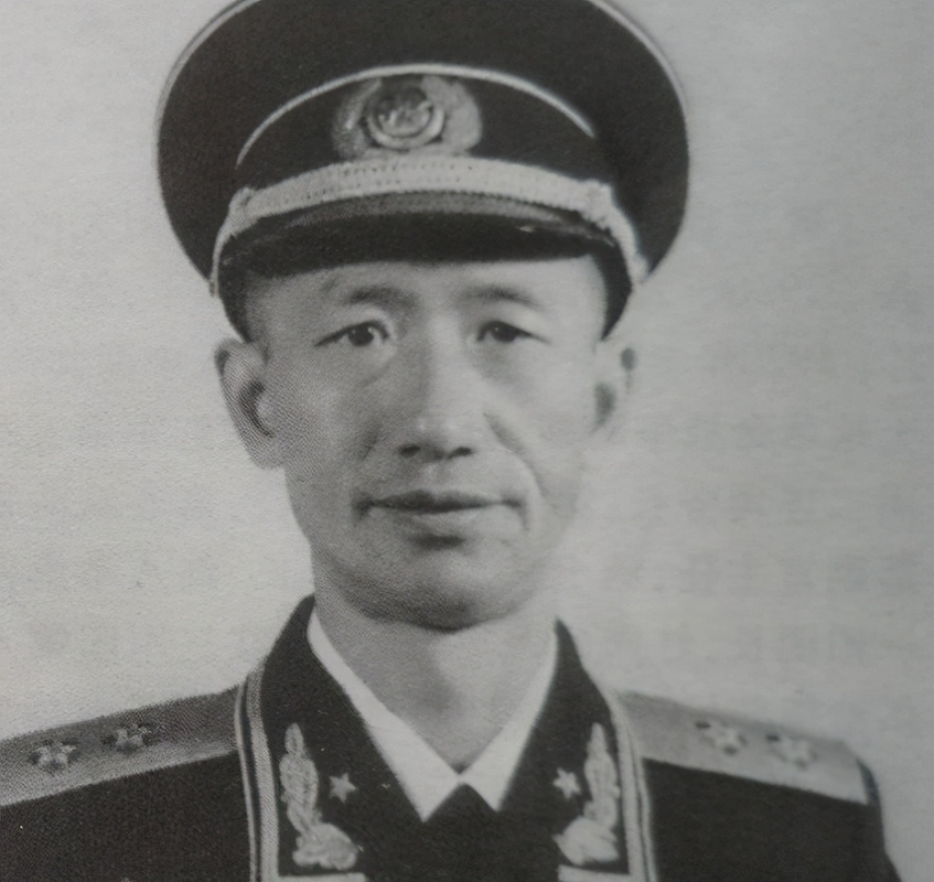 他毙俘61位国军将领为何49年才被升为军长邓公谈话时说出实情