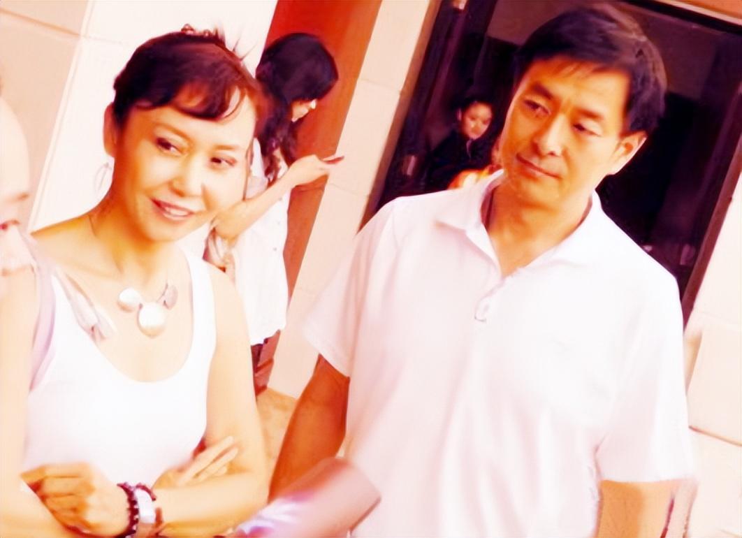 濮存昕的妻子宛萍